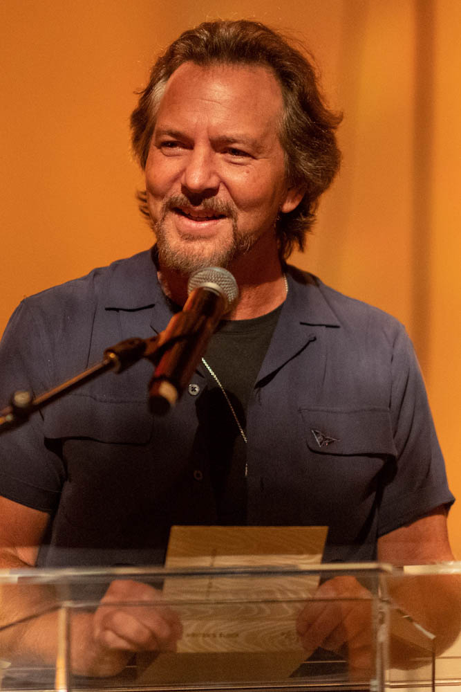 Bio Eddie Vedder | Showbizzsite