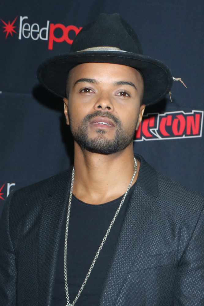 Eka Darville