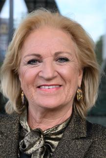 Anita Meyer