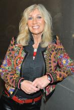 Maggie MacNeal