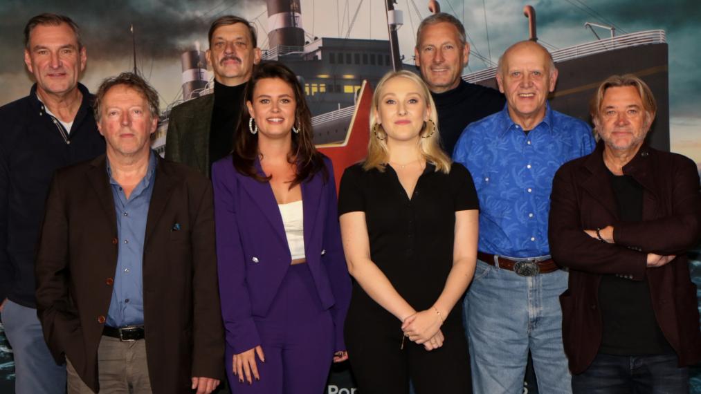 cast musical Red Star Line