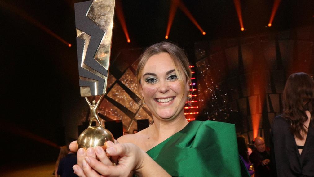 Fien Germijns wint Kastaar 20024 als mediapersoonlijkheid