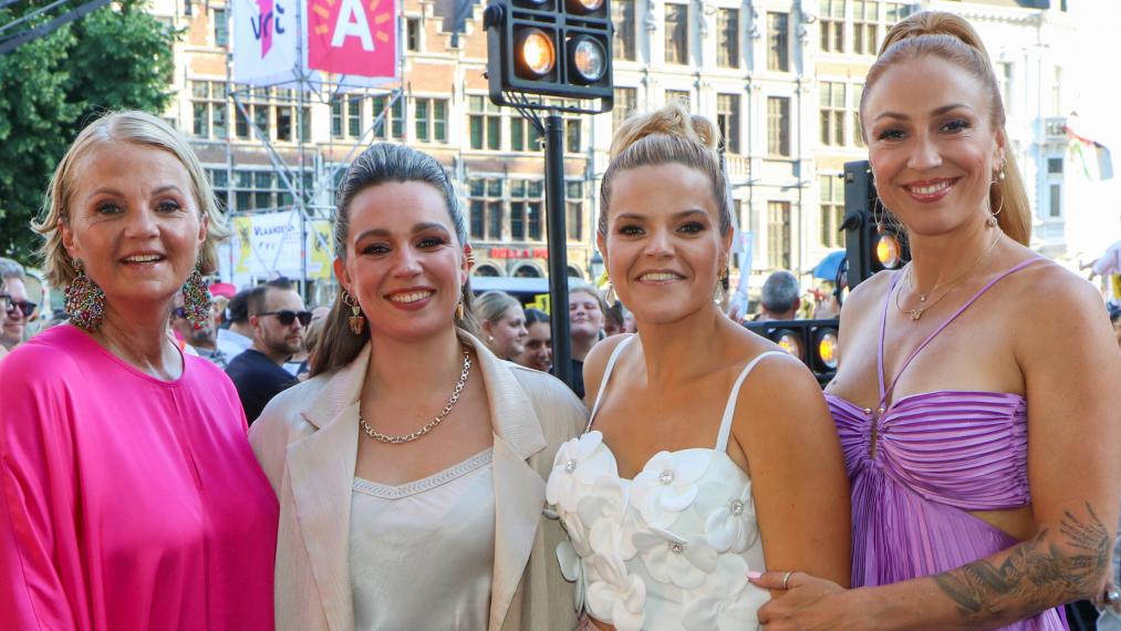 Eerbetoon bij Vlaanderen Feest