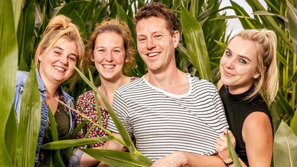 Jef uit Boer Zkt vrouw met Lieze, Bente en Kim