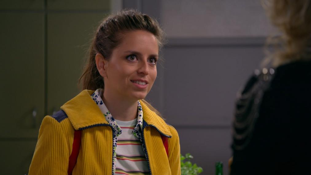 Lynn Van den Broeck in Thuis