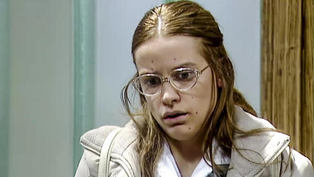 Veerle Baetens als Sara