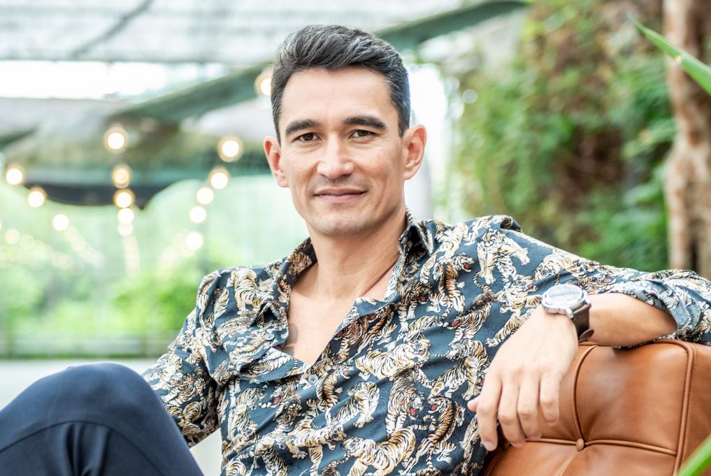 Yves Chung uit Stukken Van Mensen