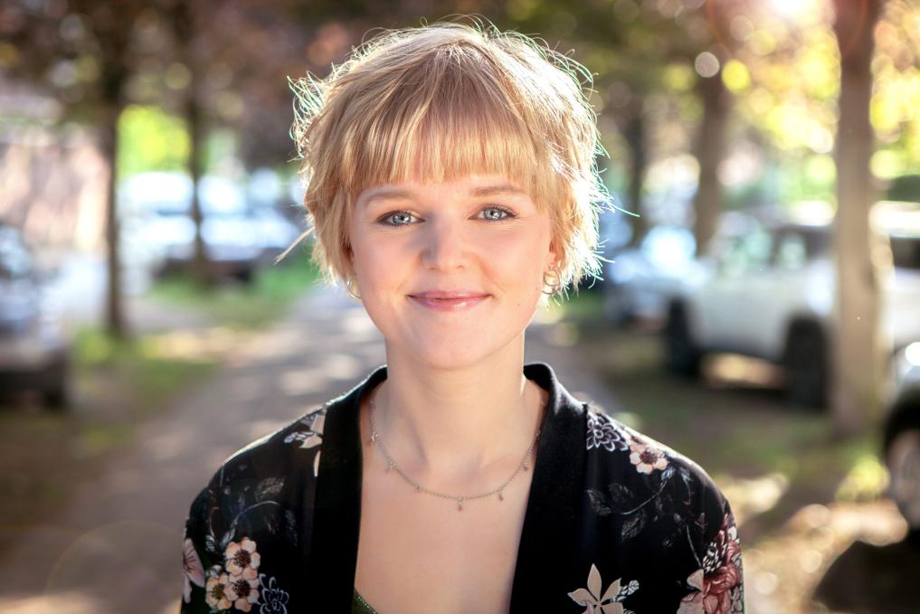 Elise Roels in Thuis