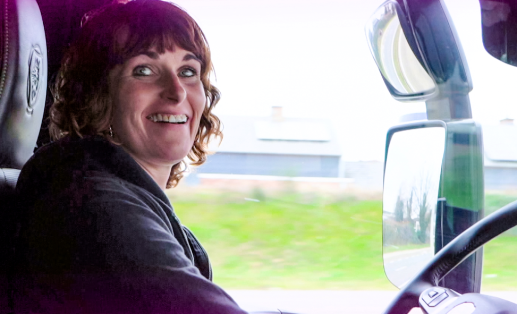 Alexia in Lady Truckers