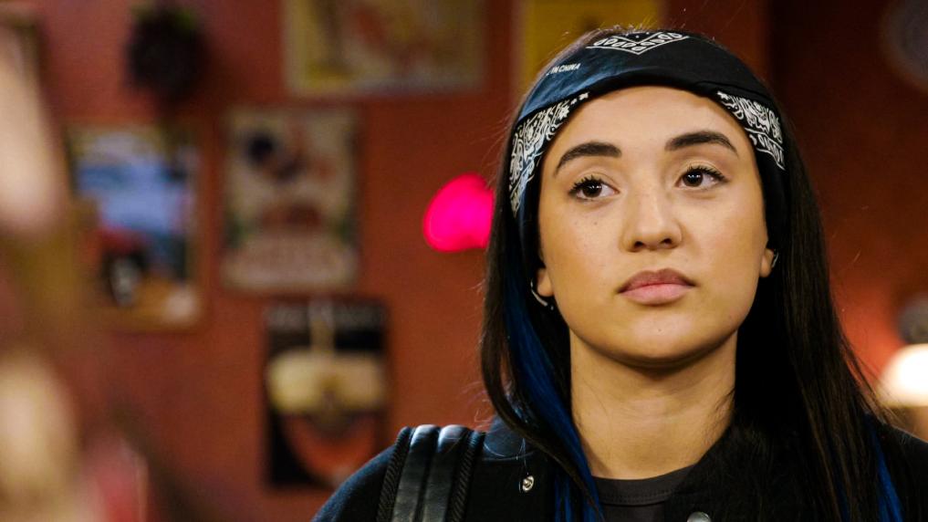 Cyra Gwynth in Familie - aflevering 7177