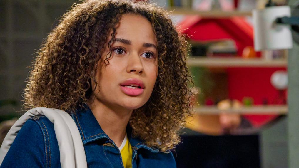 Jools Jatta Janssens in aflevering 7215 van Familie