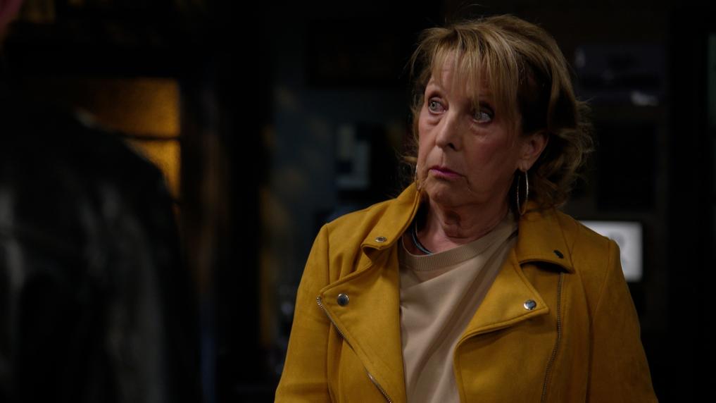 Thuis aflevering 5432