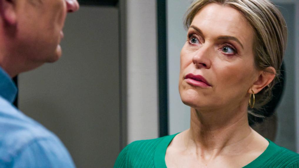 Karen Damen in aflevering 7240 van Familie