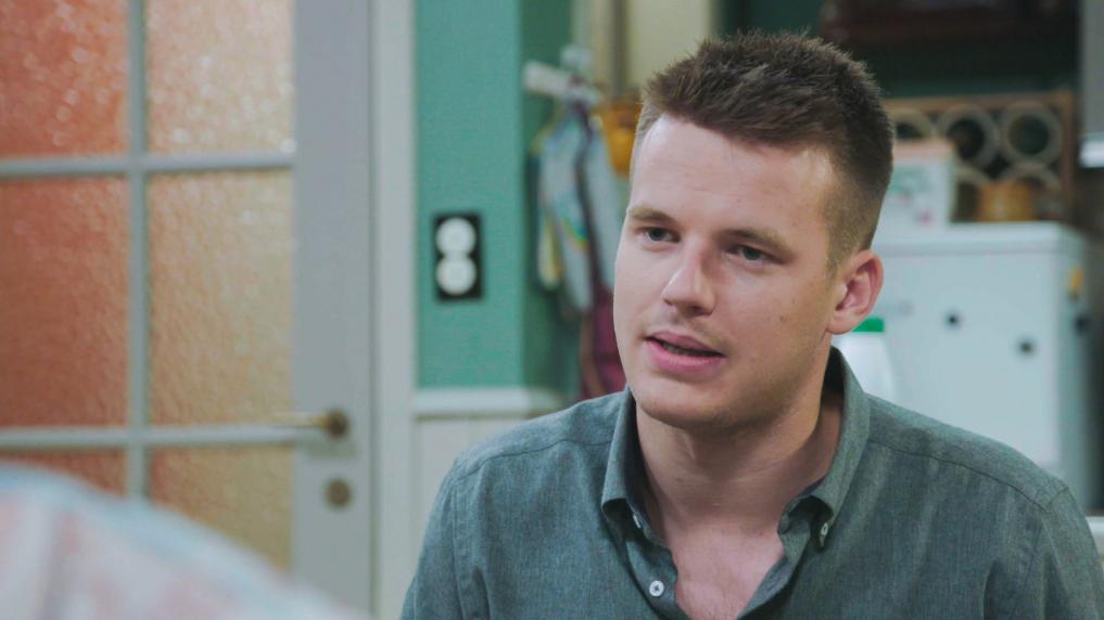 Yanni Bourguignon in Familie - aflevering 7308