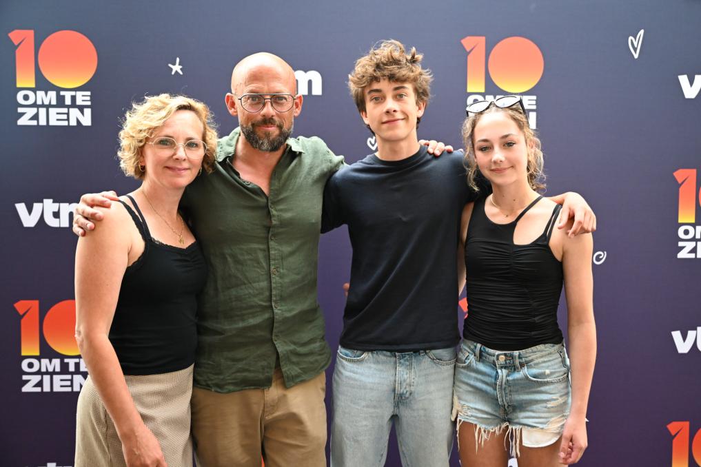 Monique van der Velden, Staf Coppens, Beau Coppens, Nora Coppens