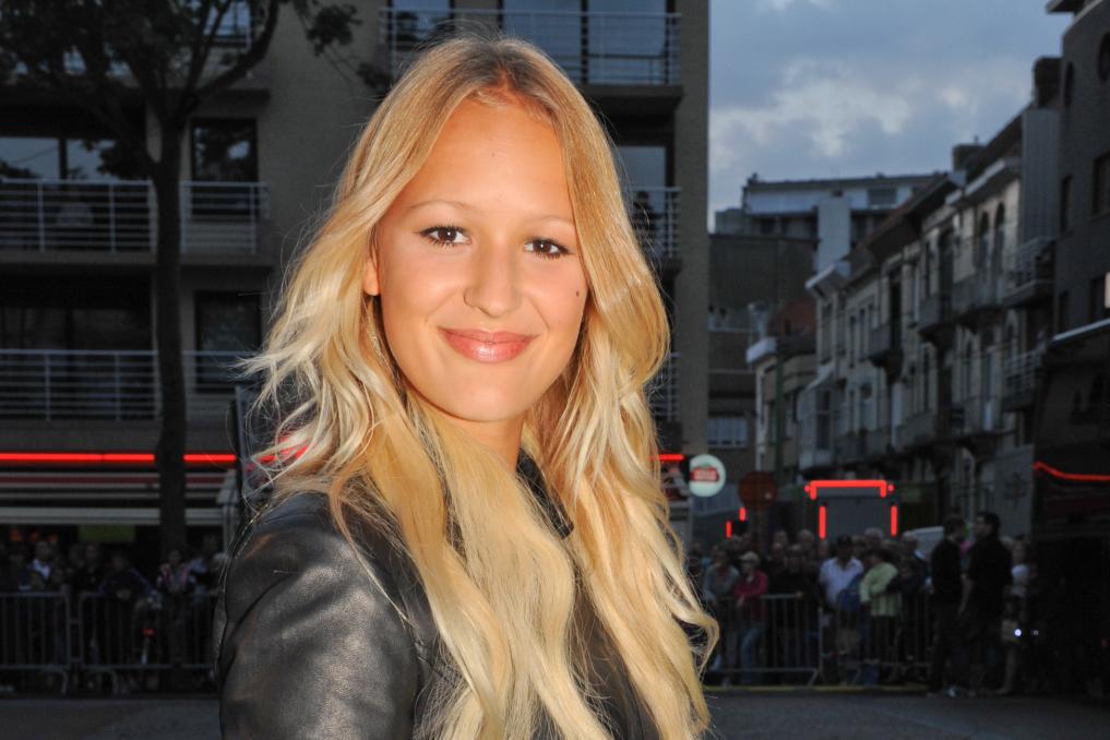 Jill Shaw / Jill Van Vooren