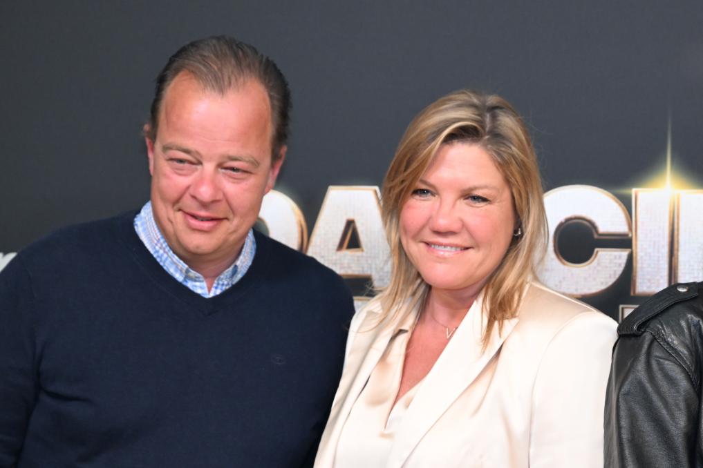 Dave Volders, Lyndsey Pfaff