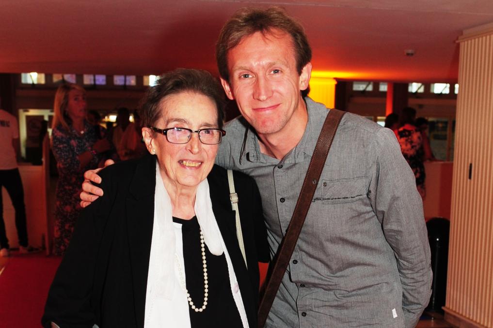 Moeder van Dirk Van Vooren overleden