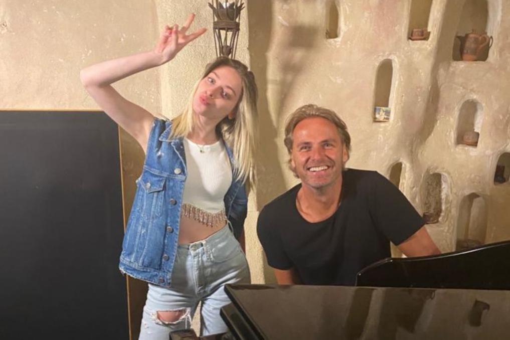 Camille en John Ewbank